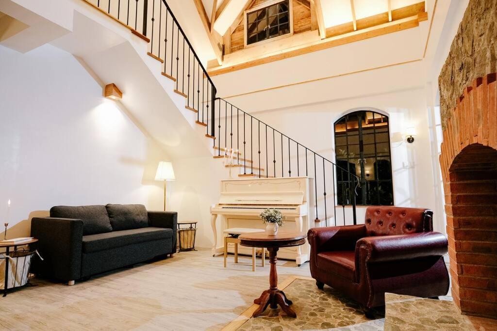 فيلا The Old Country Stone House سيبو المظهر الخارجي الصورة