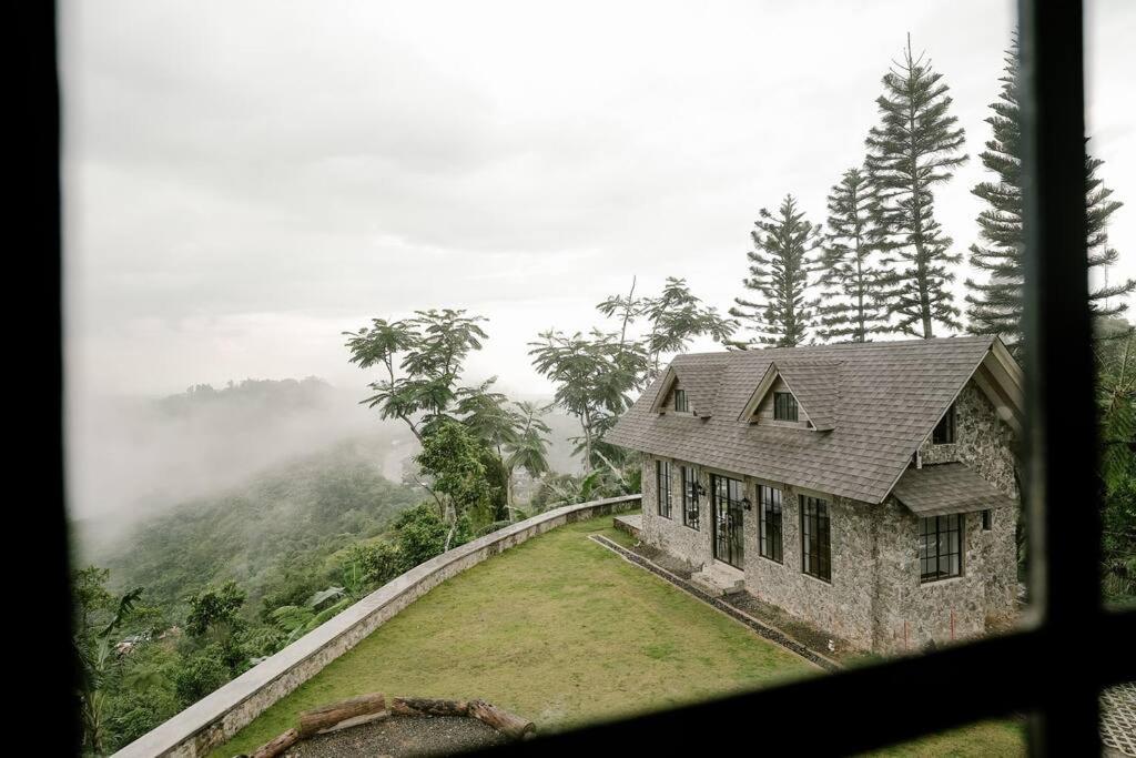 فيلا The Old Country Stone House سيبو المظهر الخارجي الصورة
